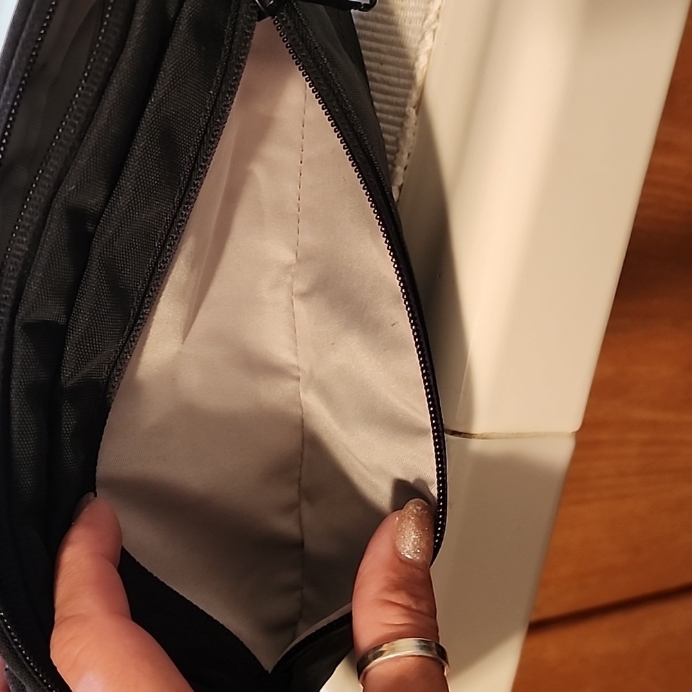 Fanny pack - Picture 4 of 4